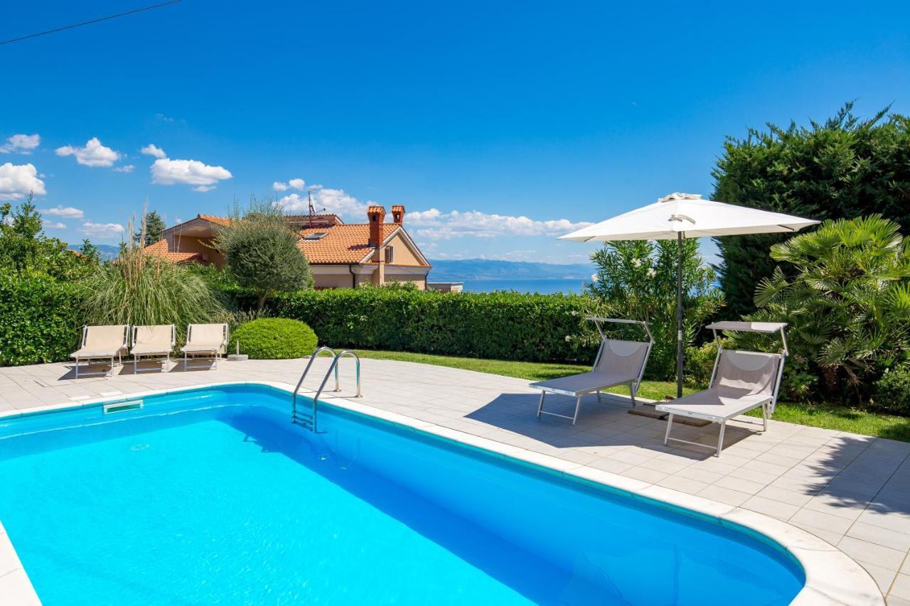 Pool Apartment Maurina Ičići Exterior foto