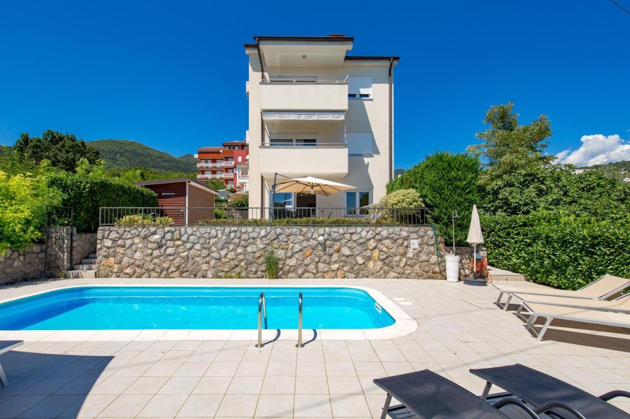 Pool Apartment Maurina Ičići Exterior foto