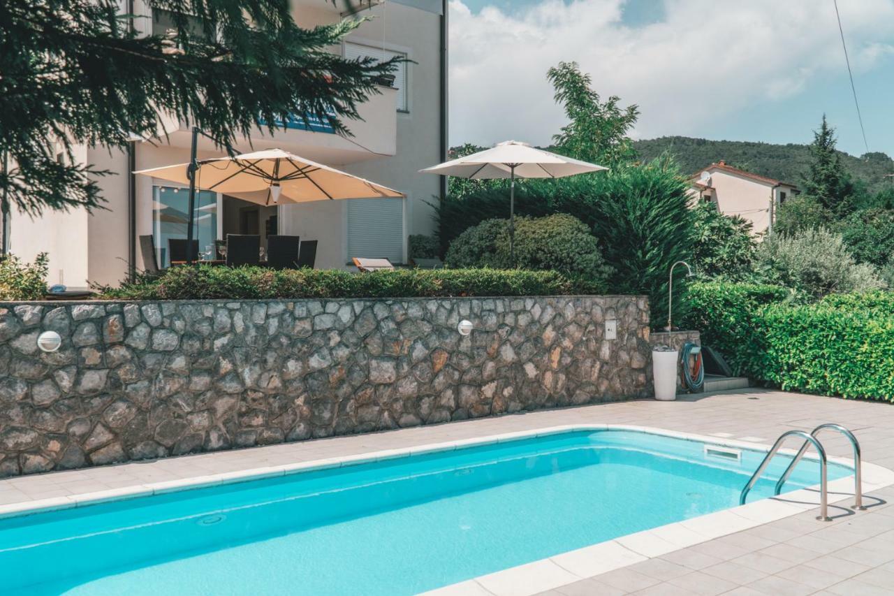 Pool Apartment Maurina Ičići Exterior foto